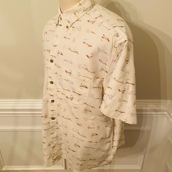 Men's Mandalorian Presents Are The Way Tee - Picture 4 of 9